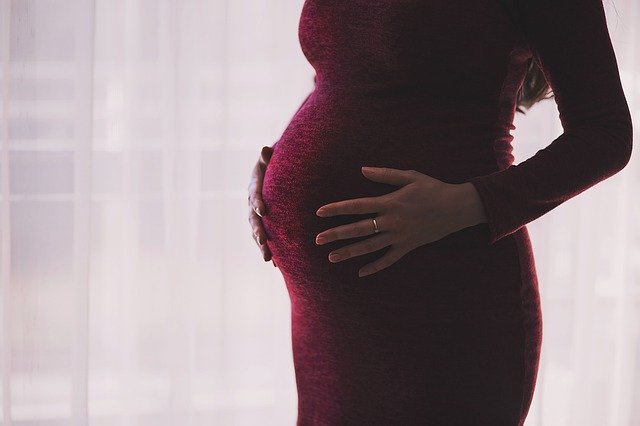 Peut-on continuer son jeûne intermittent en étant enceinte ?